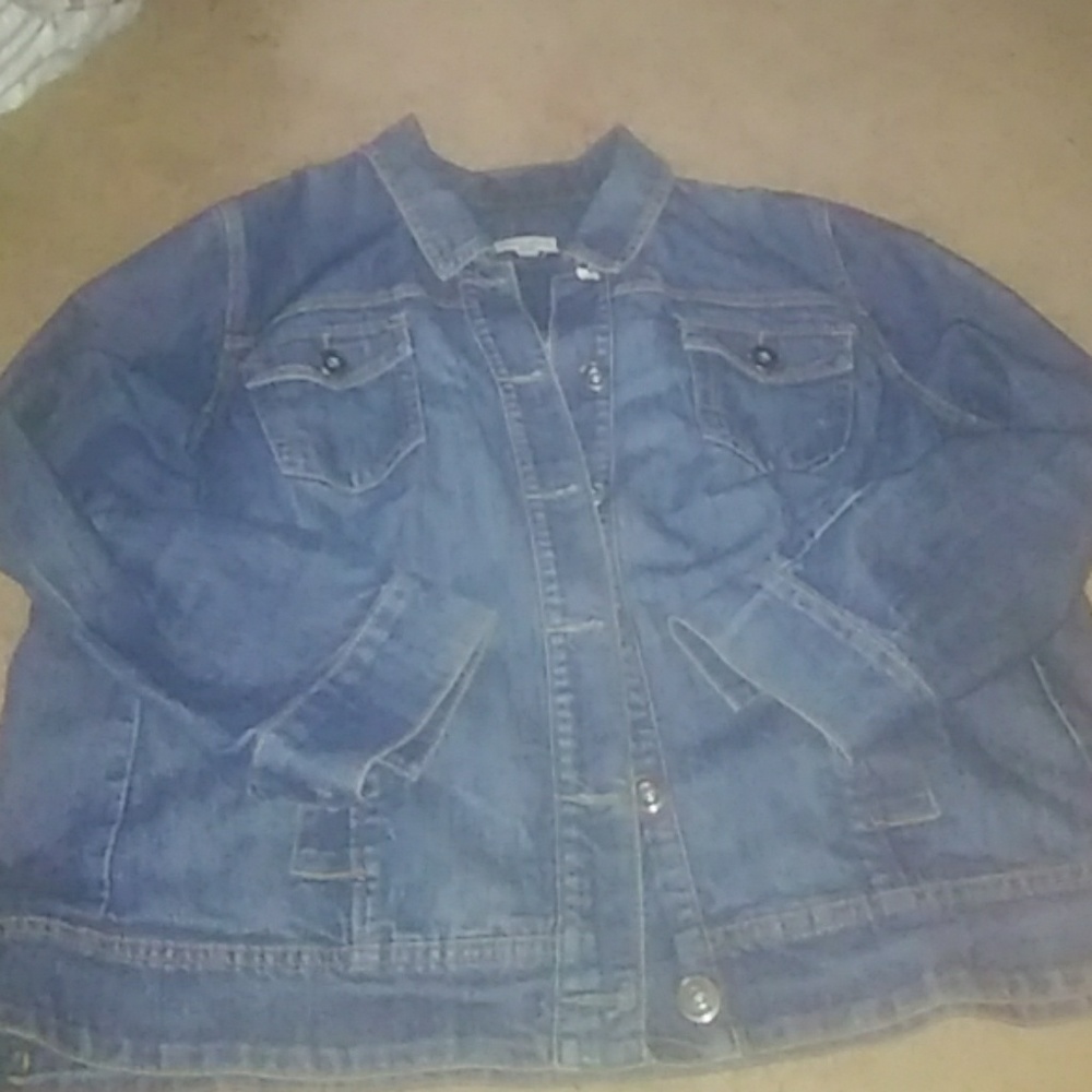 Gently used jean jacket.